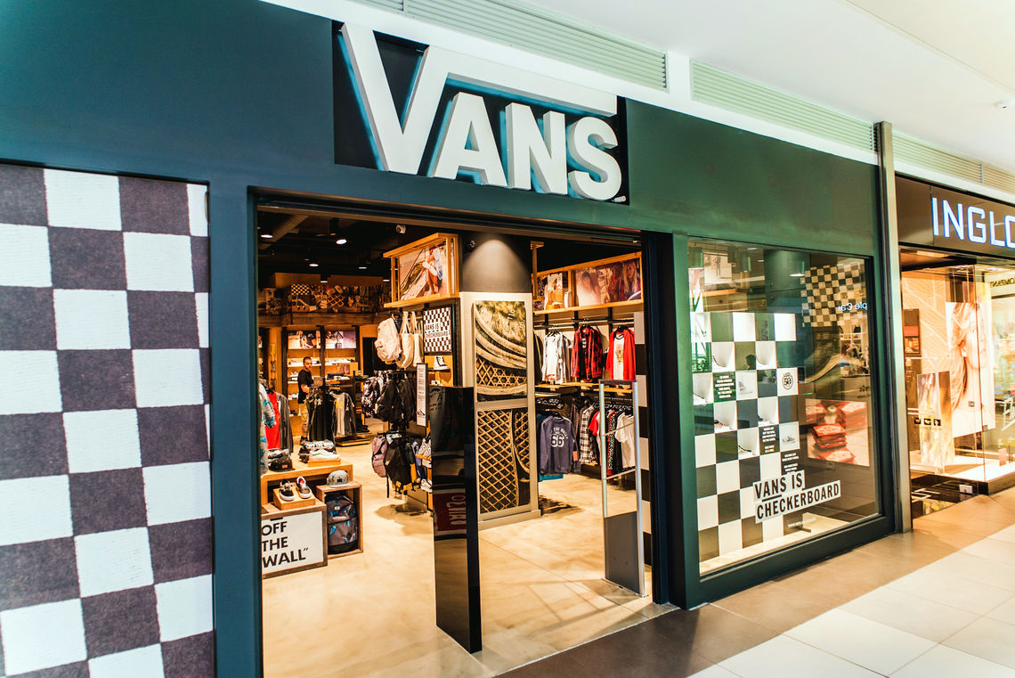 northeast mall vans